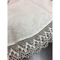 Leinen Tischdecke Runde Weiße Oder Graue Mit Spitze Leinen Tischdecke Runde Weiße Oder Graue Mit Spitze von Rokasdarbi