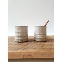 2Er Set Keramik Zylinder Kaffee Espresso Tassen | Geschliffene Weiße Kaffeetassen von RonitYamPottery