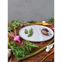 Große Handgefertigte Servierplatte, Runde Kuchenplatte Aus Keramik, Abgerundete Vorspeisen - Und Käsetablett, Hochzeitsgeschenk, Einzigartige von RonitYamPottery
