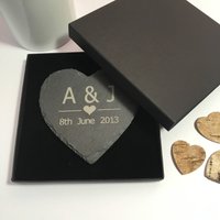 Personalisierte Herzförmigen Schiefer Untersetzer, Jubiläum, Hochzeitsgeschenk von RoodlesDesign