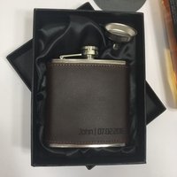 Personalisierte Hüftflasche, Hochzeitsgeschenkidee, Jahrestag Oder Geburtstagsgeschenk. Weihnachtsgeschenk, X Mas Geschenk Personalisierte Hüftflasche, Hochzeitsgeschenkidee, Jahrestag Oder Geburtstagsgeschenk. Weihnachtsgeschenk, X Mas Geschenk von RoodlesDesign