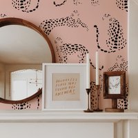 Rosa Leoparden-Tapete, Abziehbare Und Traditionelle Tapete, Abnehmbare Mieterfreundliche Wanddekoration, Safari-Design, Selbstklebend von RoomBloomArt