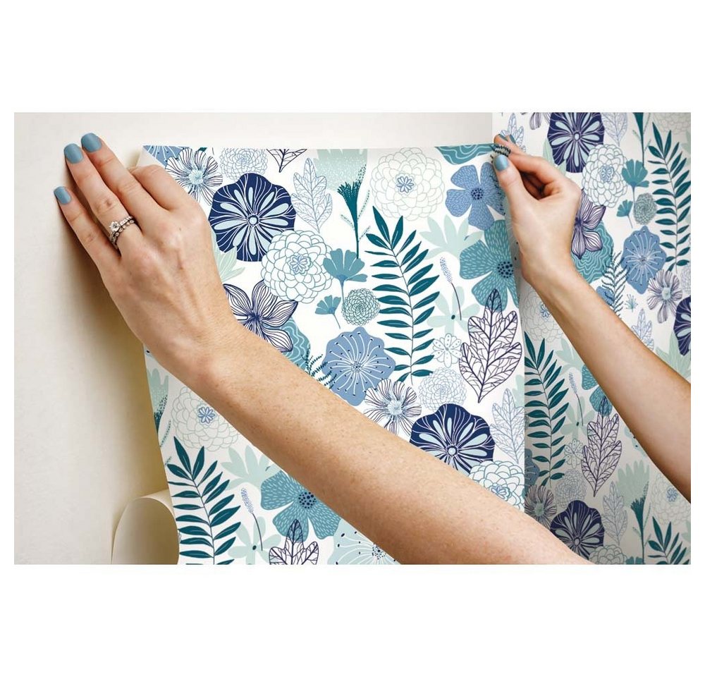 RoomMates Wandsticker PEEL & STICK Wallpaper - Blütentraum Blau von RoomMates