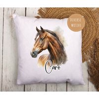 Kissen | Pferde Personalisiertes 40 X cm Pferdeportrait in Aquarell Mit Namen Viele Motive von RoosGiftShop