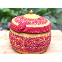 Rot Und Gelber Deckelkorb Rot Und Gelber Deckelkorb von RopeBowlsbyAmyB
