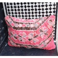 Berbère Oreiller, Tapis Marocain Jahrgang, Coussin Berber Vintage in Laine, Boujaad von RosaOilsmarrakech