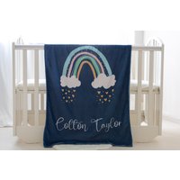 Benutzerdefinierte Regenbogen Babydecke | Baby Kinderzimmer Geschenk Personalisierte Decke Familie Andenken von Rosanbella