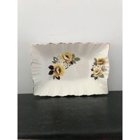 Beswick Dish 2117 Rechteckig Gelbe Blumen Vintage Mid Century von RoseInTheValleyStore