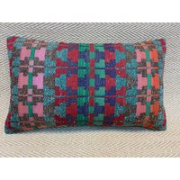 16x24 Grüne Kelim Kissenbezug Vintage Rosa Teppich Sofa Wolle Kissen Gelb Wurfkissen Boho Dekor von RoseSeasonPillow