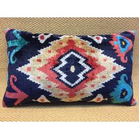 16x24 Marineblaue Seide Samt Kissenbezug Sofakissen Blau Weiches Kissen Couchkissen Kilim Schlafzimmer Floral von RoseSeasonPillow