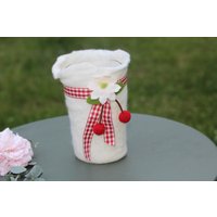 Filz-Windlicht Mit Kirschmotiv - Handgefilztes Teelicht Aus Schurwolle, Unikat Von Rosenfilz Filz-Windlicht Mit Kirschmotiv - Handgefilztes Teelicht Aus Schurwolle, Unikat Von Rosenfilz von Rosenfilz