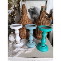 Hübscher Shabby Kerzenständer Mdf Kerzenhalter Kerzenleuchter 3 Farben Stumpenkerzen Ganzjährige Deko Haus Garten Veranda Geschenk von Rosenundmehr