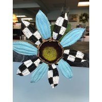 Schwarzweiße Karo-Burlap-Blume von RosisCottageTreasure