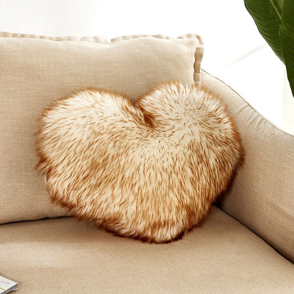 Rosnek Fellkissen 40* 50cm, Herzförmig, weiches Kissen, für Sofa Wohnzimmer Deko, Valentinstag Geschenk Rosnek Fellkissen 40* 50cm, Herzförmig, weiches Kissen, für Sofa Wohnzimmer Deko, Valentinstag Geschenk von Rosnek