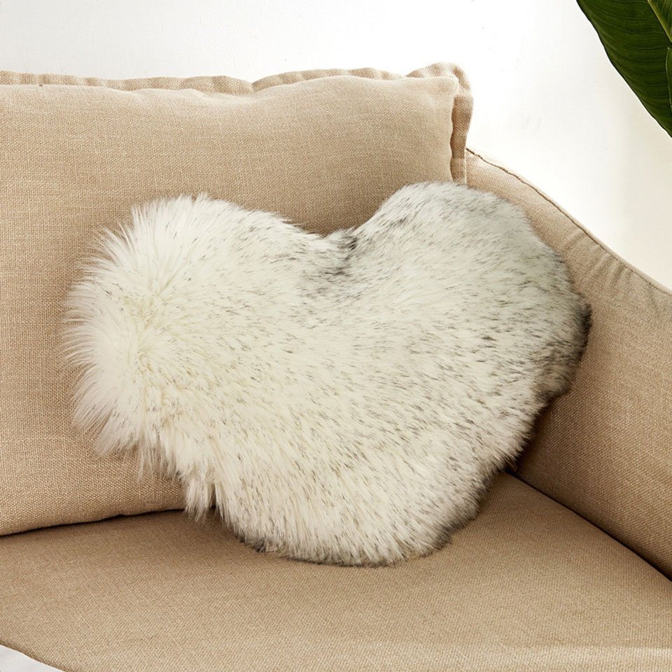 Rosnek Fellkissen 40* 50cm, Herzförmig, weiches Kissen, für Sofa Wohnzimmer Deko, Valentinstag Geschenk Rosnek Fellkissen 40* 50cm, Herzförmig, weiches Kissen, für Sofa Wohnzimmer Deko, Valentinstag Geschenk von Rosnek