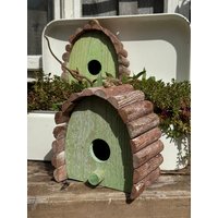 Holz Vogelhaus Halbrunde Form Grün/Braun - Höhe 16, 5 cm Holz Vogelhaus Halbrunde Form Grün/Braun - Höhe 16, 5 cm von Rostalgie