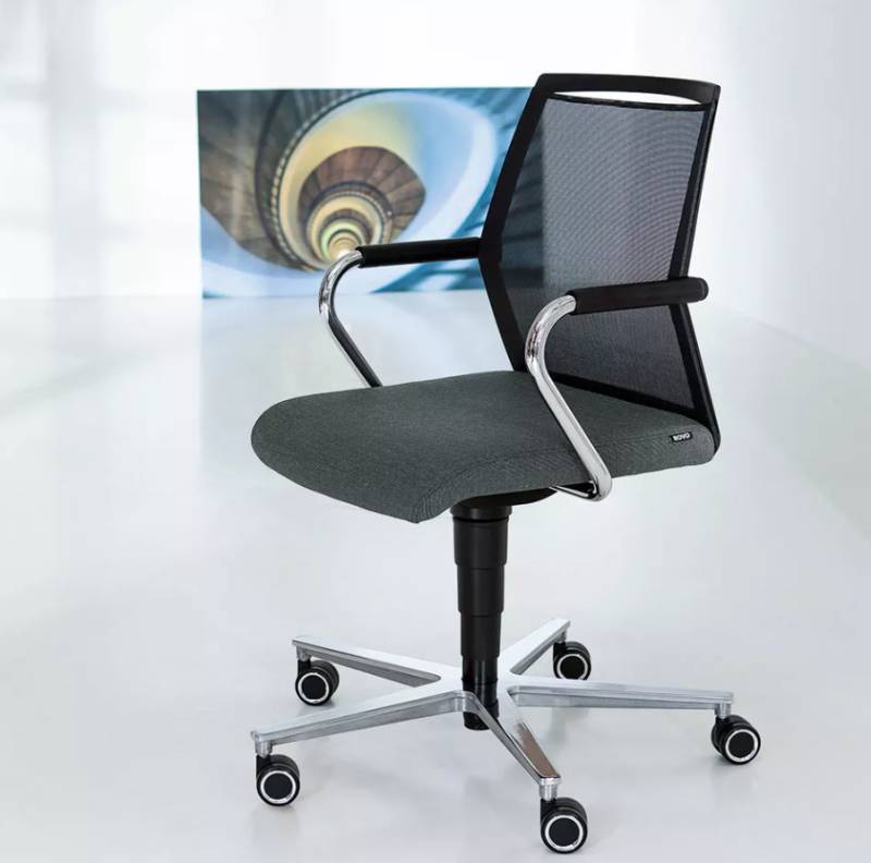 Rovo Chair R16 3250 Konferenzdrehstuhl mit Armlehnen Rovo Chair R16 3250 Konferenzdrehstuhl mit Armlehnen von Rovo CHAIR