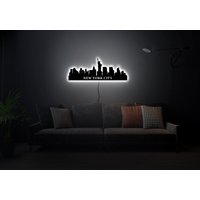 New York Holzschild, Leuchtschild, Led Schild, Skyline Wandkunst, Dekor, Holz Wandkunst von RoxyRoStore