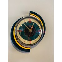 Farbgeätzte, Sich Drehende Meteor-Resopal-Wohnwagen-Wanduhr Von Royale - Midcentury Atomic 1970Er Retro-stil von BYROYALEONETSY