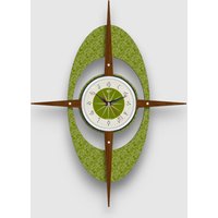Große 68, 5 cm Große Starburst-Uhr Von Royale - Avocado-Grünes Gambit-Gesicht, Mittelgroße Teak-Holzstrahlen Auf Avocado-Naug-Resopal von BYROYALEONETSY