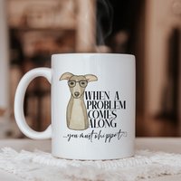 Whippet Liebe, Geschenke Für Sie, Becher, Lustige Geburtstagskarte, Mama Papa Hundeliebhaber Geschenk, Hund Wortspielegeburtstagsgeschenk von RoyallyMuggedOff