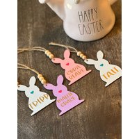 Osterkorb Namensschild, Personalisiertes Holz Ostern Ortseinstellung, Personalisierter Namensschild von RubieJeanNash