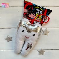 Personalisierte Jungen Superheld Zahnfee Kissen, Wählen Sie Ihr Design von RubyLewisDesigns