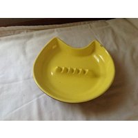 Mid Century Modern Gelber Und Brauner Aschenbecher, Zigarettenhalter von Rubysvintagetreasure