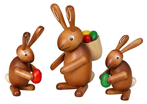 Rudolphs Schatzkiste Osterdekoration Osterhasengruppe 3tlg. bunt Höhe=11-17,5cm NEU Osterdeko Osterhasenfigur Ostern Korb Dekoration Osterei Frühling Erzgebirge Seiffen Hase Blumen von Rudolphs Schatzkiste