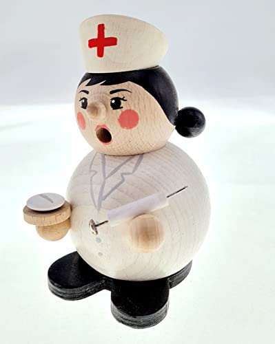 Rudolphs Schatzkiste Räuchermann Krankenschwester mit Spritze BxHxT 8,5x12x8,5cm NEU Rauchen Rauchfigur Rauchmann Räucherfigur Räucherkerze Smoker Kerze Figur Mann Holz Seiffen Erzgebirge Holz Schnee von Rudolphs Schatzkiste