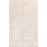 Antiker Teppich, Rosa Gedeckter Floraler Distressed Teppich 7x9, Handgemachter Wollteppich von RugSourceOutlet