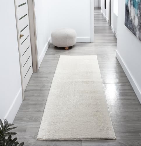 Moderner Wohnzimmerteppich, bequem, waschbar, Polyester, einfarbig, für den Innenbereich, mit niedrigem Flor, rutschfeste Filzunterseite, superweich, Teppich, Schlafzimmer, Flur, Creme, 60 x 200 cm Moderner Wohnzimmerteppich, bequem, waschbar, Polyester, einfarbig, für den Innenbereich, mit niedrigem Flor, rutschfeste Filzunterseite, superweich, Teppich, Schlafzimmer, Flur, Creme, 60 x 200 cm von Rugs by Desire