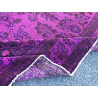Gewebter Handgeknüpfter Teppich 250 X 330 cm Lila Rosa Blauer Für Wohnzimmer R9683F135 Gewebter Handgeknüpfter Teppich 250 X 330 cm Lila Rosa Blauer Für Wohnzimmer R9683F135 von RugsofIstanbul