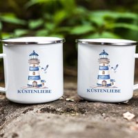 Emaille Tasse „Küstenliebe" - Maritimes Leuchtturm Design Mit Möwe | Geschenkidee Für Nordsee & Ostsee Fans Emaille Tasse „Küstenliebe" - Maritimes Leuchtturm Design Mit Möwe | Geschenkidee Für Nordsee & Ostsee Fans von RuhrpottRebellion