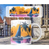 Panoramatasse Ostseeliebe - Keramik Kaffeetasse Mit Segelboot & Palmen Geschenk Für Ostsee Fans | Urlaubsliebhaber Panoramatasse Ostseeliebe - Keramik Kaffeetasse Mit Segelboot & Palmen Geschenk Für Ostsee Fans | Urlaubsliebhaber von RuhrpottRebellion