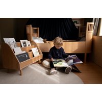 Kinderbücherregal in Eiche, Montessori Geschenk Für Baby, Kleinkind Und Kind, Hölzernes Kinderzimmerdekor von RumeKids