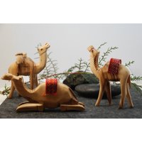 Krippe Olivenholz Kamel Set Figuren Aus Dem Heiligen Land| Weihnachtsbaum Dekoration von RumisPlace