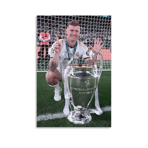 Ruoshuo Toni Kroos cooles Poster, Fußballspieler, Kunstwerke, Leinwandposter, Wandkunstdrucke, moderne Dekoration, 40 x 60 cm Ruoshuo Toni Kroos cooles Poster, Fußballspieler, Kunstwerke, Leinwandposter, Wandkunstdrucke, moderne Dekoration, 40 x 60 cm von Ruoshuo