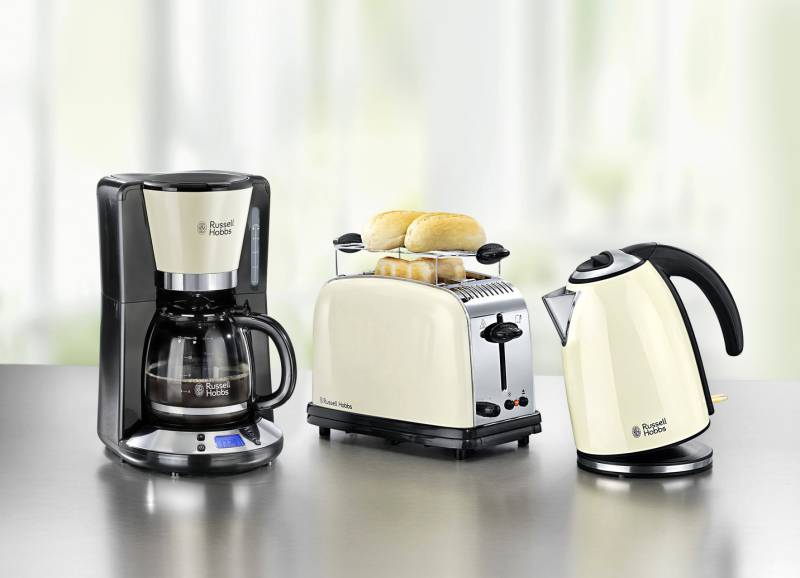 Frühstücksserie aus hochwertigem lackiertem Edelstahl, Toaster, Creme Frühstücksserie aus hochwertigem lackiertem Edelstahl, Toaster, Creme von Russell Hobbs