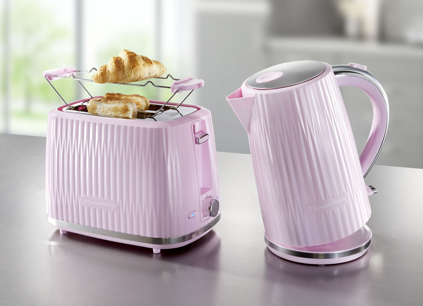 Russell Hobbs Frühstücksserie Eden aus Hochglanz-Kunststoff, Toaster, Rosa Russell Hobbs Frühstücksserie Eden aus Hochglanz-Kunststoff, Toaster, Rosa von Russell Hobbs