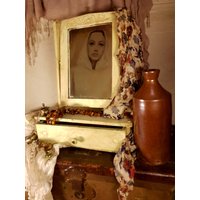 Spätes 19. - Frühes 20. Jh., Rustikaler Primitiver Schminkspiegel Mit Schublade###7 von RustDustPast