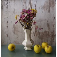 Vintage Handgeformte Rustikale/Cottage Stil Vase, Signiert, #18 von RustDustPast