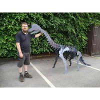 2 Meter Hohe Große Metall Dinosaurier Brachiosaurus Skulptur - 3D Gartendekoration Kunst Dino Jurassic Park T-Rex von RustedBanana
