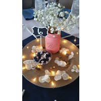 Platzteller Aus Sackleinen Mit Firefly Lights Rustikaler Hochzeit-Mittelstück - Feiertags-Party-Tisch-Innendekoration von RusticBoardwalk