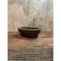 Hülle Übertopf, Vintage Grüner Avocadogrüner Topf, Rumpfkeramik, Grüne Vase, Mcm Grüner Retro Grüne Keramik von RusticBuckets