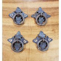 4 Eiserne Fluer-Ring-Pulls 4 Eiserne Fluer-Ring-Pulls von RusticDesignDetails