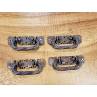 4 Iron Twist Oval Ring Decorative Pulls-Horizontal 5 " 4 Iron Twist Oval Ring Decorative Pulls-Horizontal 5 " von RusticDesignDetails