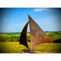 Kleine Rustikale Rostige Metall Segel Segelboot Garten Hof Kunst Blumenbeet Wand Zaun Blumentopf Gemüsebeet Schuppen Skulptur Geschenk Kleine Rustikale Rostige Metall Segel Segelboot Garten Hof Kunst Blumenbeet Wand Zaun Blumentopf Gemüsebeet Schuppen Skulptur Geschenk von RusticGardenArtShop