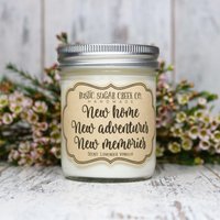 New Home Adventures Memories Kerze Handmade 3-Größen Wählen Duft Mit Geschenkbox New Home Adventures Memories Kerze Handmade 3-Größen Wählen Duft Mit Geschenkbox von RusticSugarCreekCo