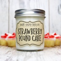strawberry Pound Cake Duftende Sojawachskerze Handgemachtes Sauberes Brennen 3 Größen Mit Geschenkbox-Bäckerei-Beere-Vanille von RusticSugarCreekCo